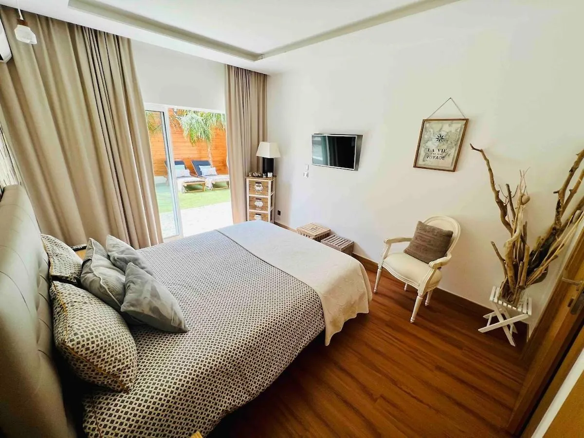 Magnifique Villa Jacuzzi Plage 15 Min A Pied Sainte-Maxime