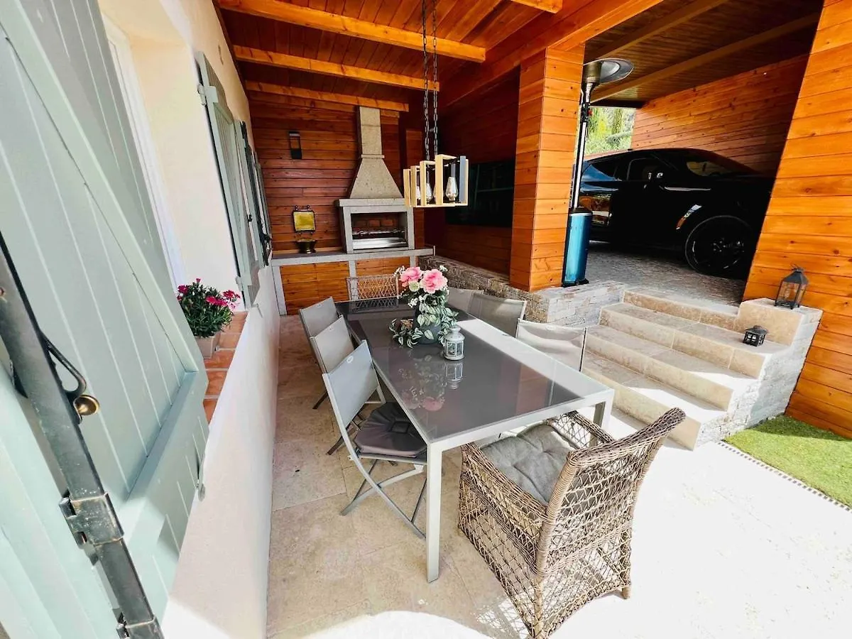 Magnifique Villa Jacuzzi Plage 15 Min A Pied Sainte-Maxime